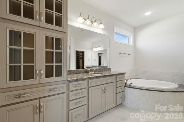 5306 Tilley Manor Drive, Matthews, NC 28105