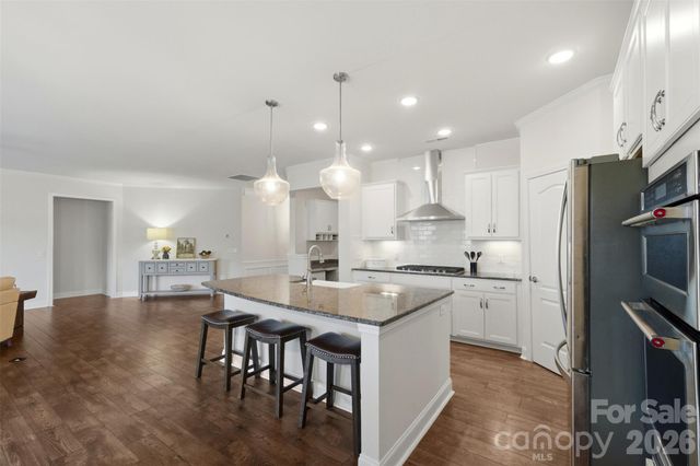 5306 Tilley Manor Drive, Matthews, NC 28105