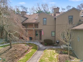 45 Far View Commons 45, Southbury, CT 06488