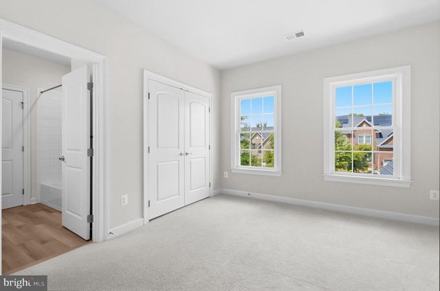 11524 DOGWOOD HILLS DR, Clarksburg, MD 20871