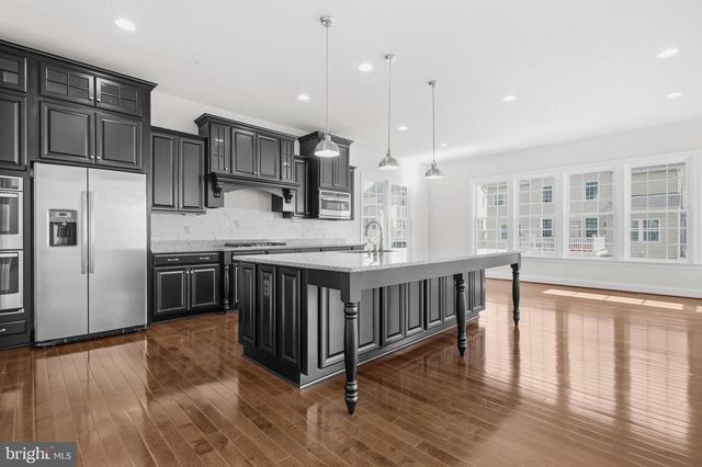 11524 DOGWOOD HILLS DR, Clarksburg, MD 20871