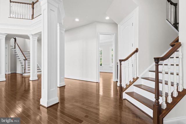 11524 DOGWOOD HILLS DR, Clarksburg, MD 20871