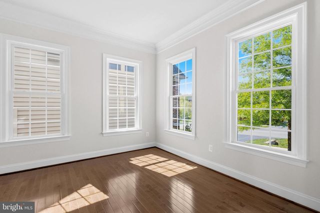 11524 DOGWOOD HILLS DR, Clarksburg, MD 20871