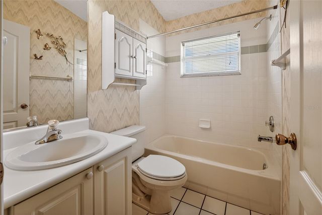 4436 FERN DRIVE 5, Bradenton, FL 34208