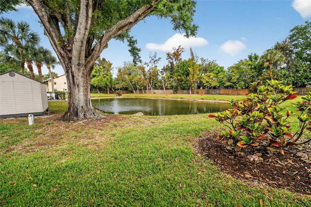 4436 FERN DRIVE 5, Bradenton, FL 34208