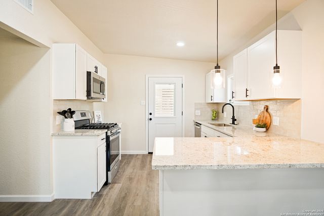 462 springwood, San Antonio, TX 78216