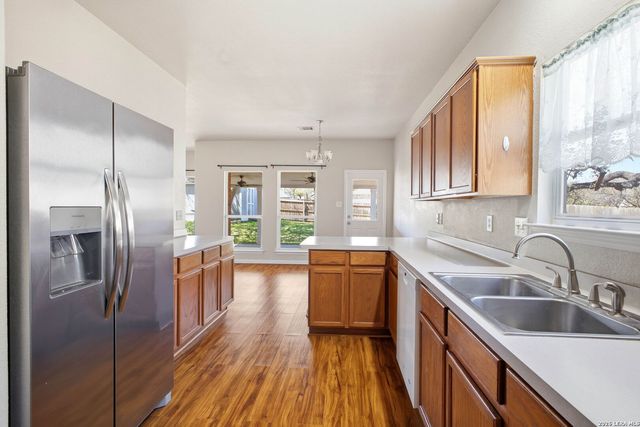 8631 Branch Hollow, Universal City, TX 78148