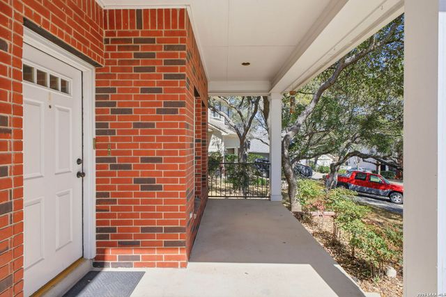 8631 Branch Hollow, Universal City, TX 78148