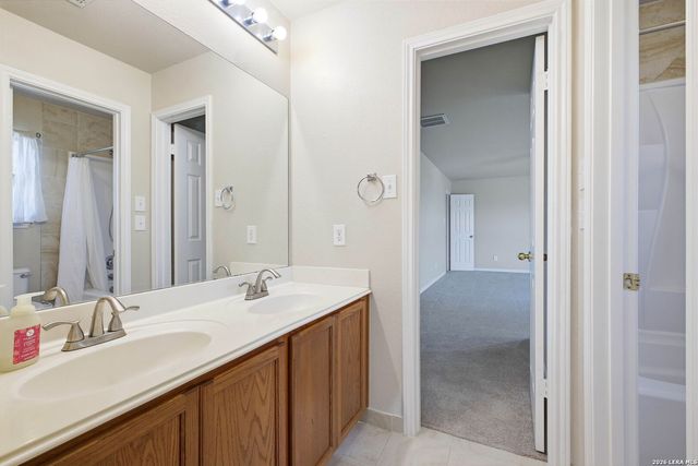 8631 Branch Hollow, Universal City, TX 78148