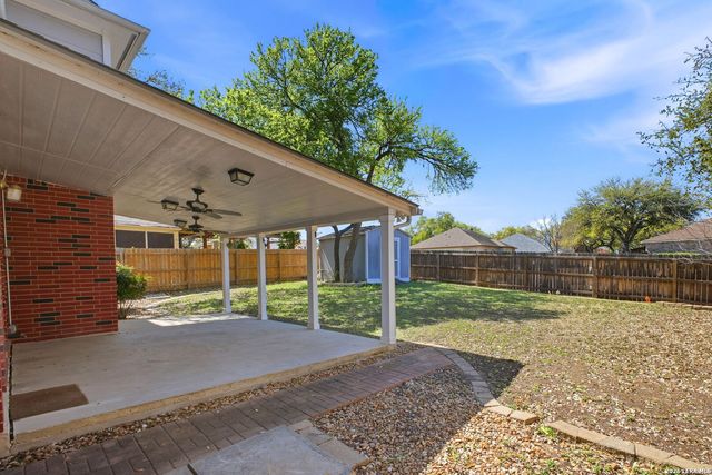 8631 Branch Hollow, Universal City, TX 78148