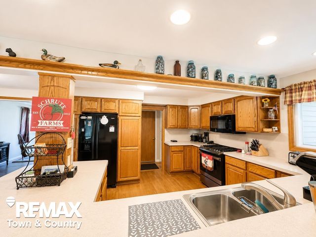 520 Sunnyside Drive, Flushing, MI 48433