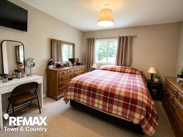 520 Sunnyside Drive, Flushing, MI 48433