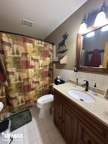 520 Sunnyside Drive, Flushing, MI 48433