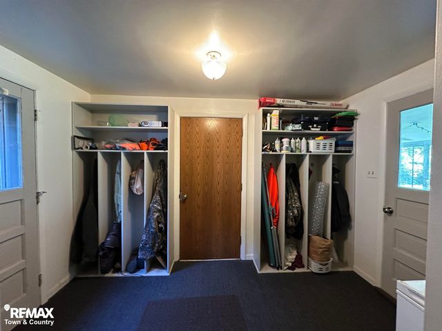520 Sunnyside Drive, Flushing, MI 48433