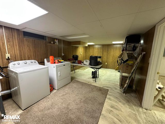 520 Sunnyside Drive, Flushing, MI 48433