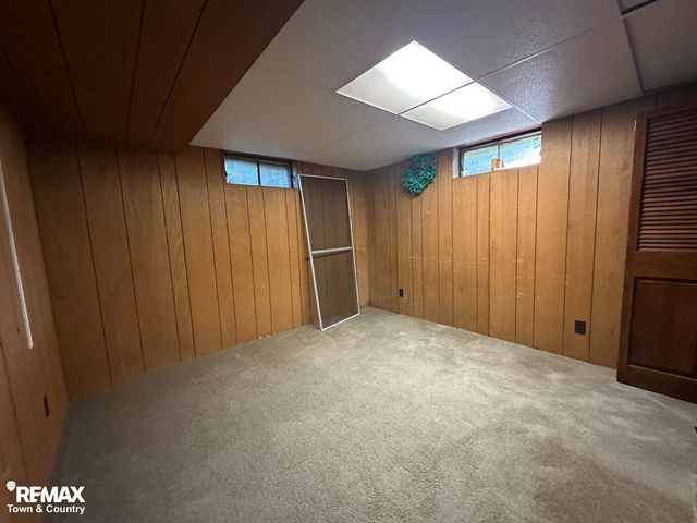 520 Sunnyside Drive, Flushing, MI 48433