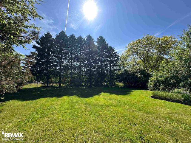 520 Sunnyside Drive, Flushing, MI 48433