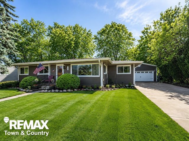 520 Sunnyside Drive, Flushing, MI 48433