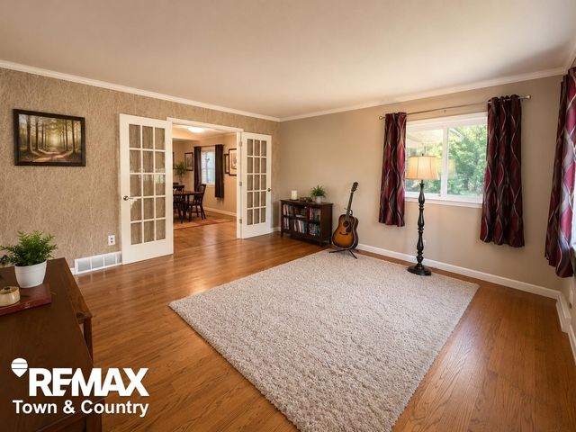 520 Sunnyside Drive, Flushing, MI 48433