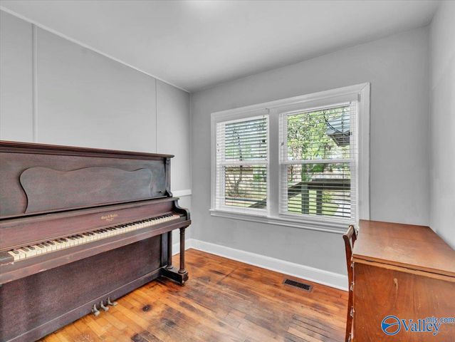 908 8th Avenue SE, Decatur, AL 35601