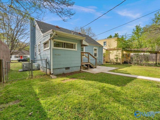 908 8th Avenue SE, Decatur, AL 35601