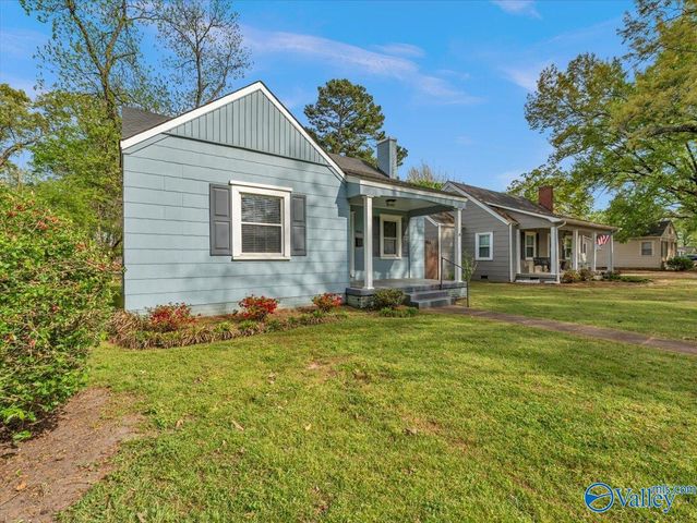 908 8th Avenue SE, Decatur, AL 35601