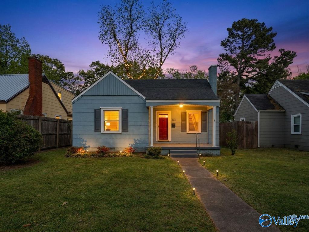 908 8th Avenue SE, Decatur, AL 35601