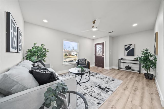 11630 Rupley Lane, Dallas, TX 75218