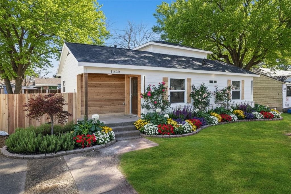 11630 Rupley Lane, Dallas, TX 75218