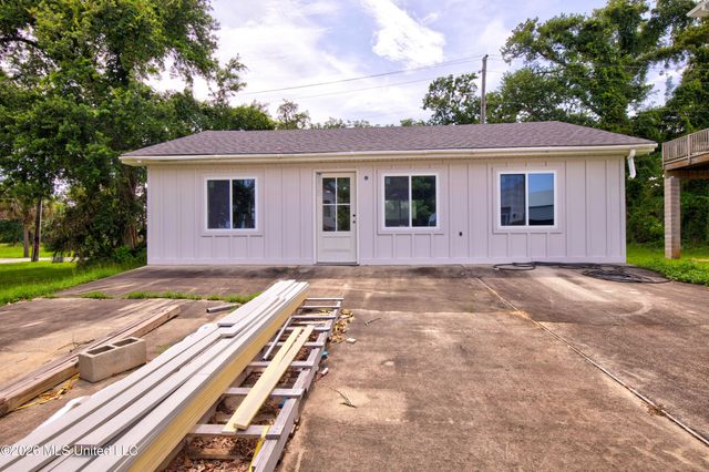 149 Markham Drive, Gulfport, MS 39507