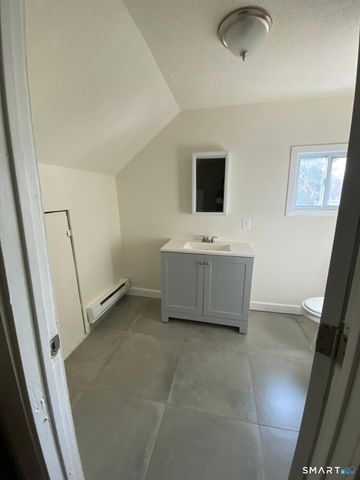 54 North Avenue, Meriden, CT 06451