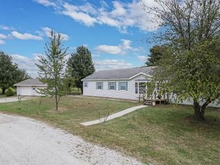 24785 Evans Road, Tonganoxie, KS 66086