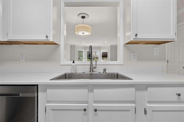 125 Dennis Drive, Athens, GA 30605