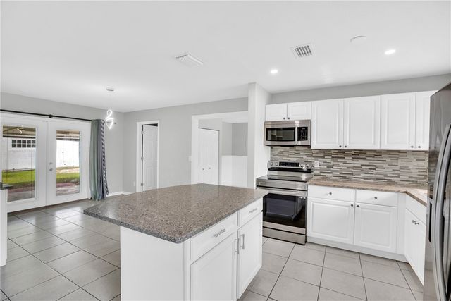 2255 15th Avenue SW, Vero Beach, FL 32962