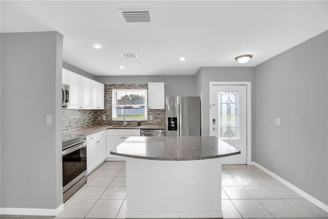 2255 15th Avenue SW, Vero Beach, FL 32962