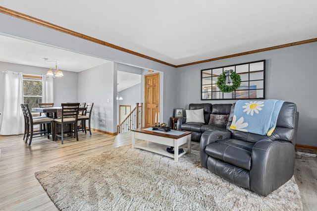 10203 Raven Street NW, Coon Rapids, MN 55433