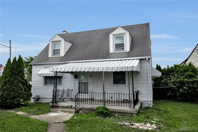 5 Greenleaf Lane, Cheektowaga, NY 14225