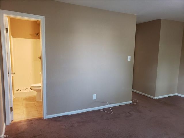 100 Thalia Trace DR, Virginia Beach, VA 23452