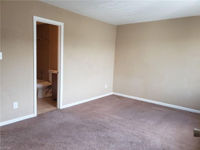 100 Thalia Trace DR, Virginia Beach, VA 23452