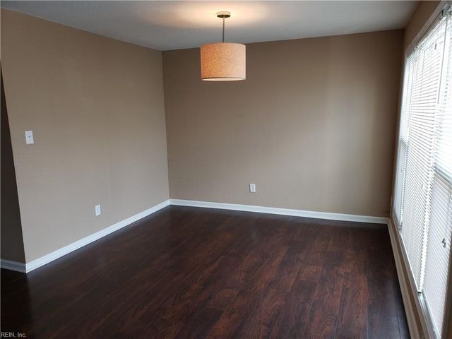 100 Thalia Trace DR, Virginia Beach, VA 23452