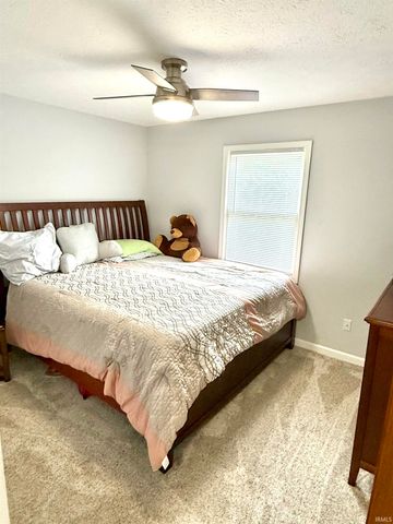 5918 S Foxwood Lane, Bloomington, IN 47401