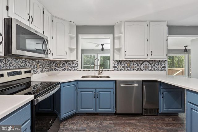 2381 NANCY LN, King George, VA 22485