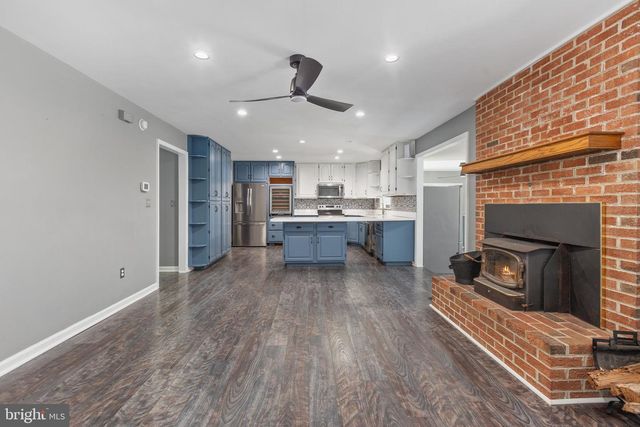 2381 NANCY LN, King George, VA 22485