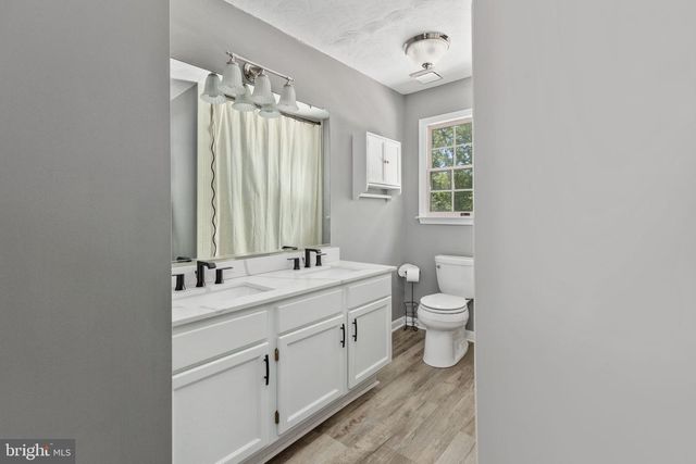2381 NANCY LN, King George, VA 22485