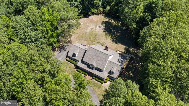 2381 NANCY LN, King George, VA 22485