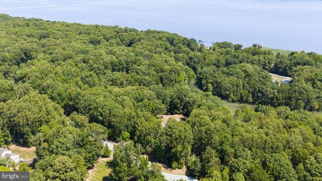 2381 NANCY LN, King George, VA 22485