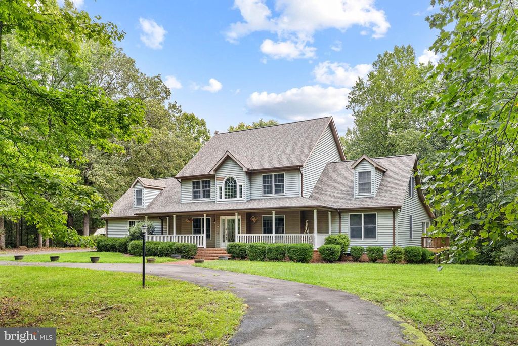 2381 NANCY LN, King George, VA 22485