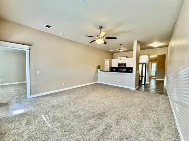 18105 Manera Way, Edmond, OK 73012