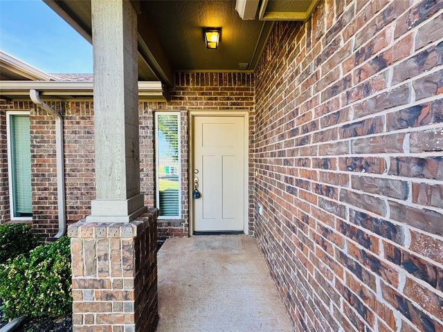 18105 Manera Way, Edmond, OK 73012