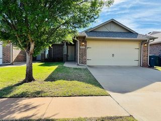 18105 Manera Way, Edmond, OK 73012